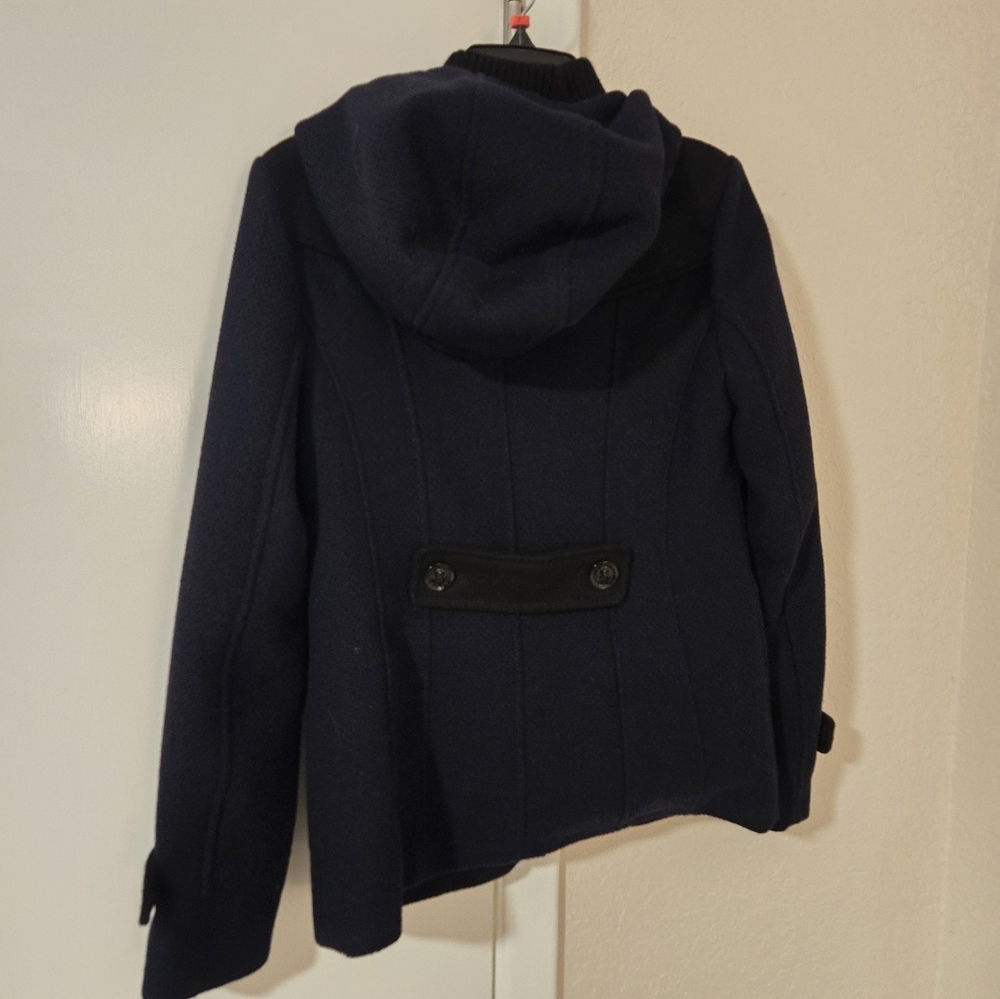 COAT - Picture 6 of 8